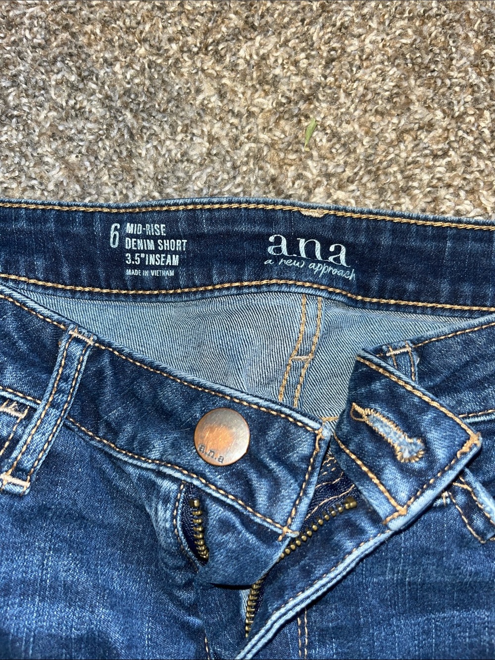 a.n.a Women's Dark Blue Rolled Hem Denim Shorts - Picture 2 of 3